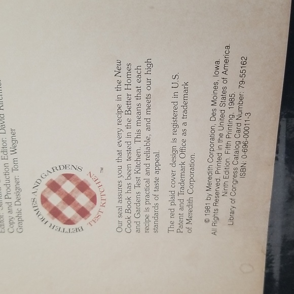 Better Homes and Garden Hardcover 5 Ring Binder 1981 Edition - Picture 6 of 6